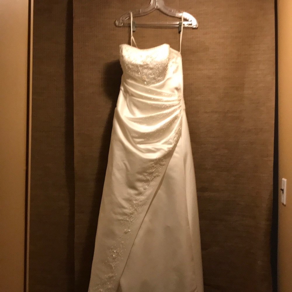 Wedding Dress- never worn